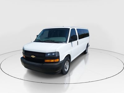 2020 Chevrolet Express Passenger - Photo 3