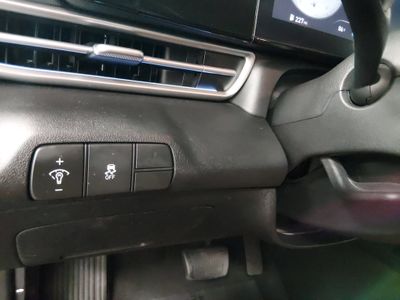 2024 Hyundai Elantra - Photo 13