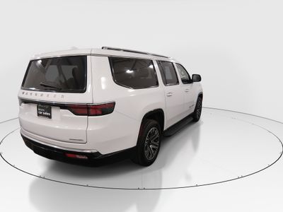 2023 Jeep Wagoneer L - Photo 7