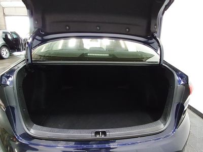 2023 Toyota Corolla — photo 11 view