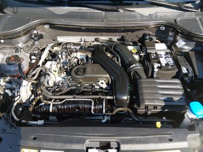 2024 Volkswagen Taos - Photo 9