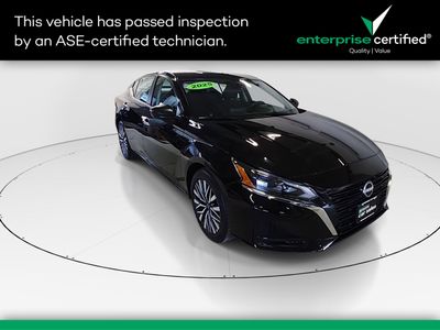 2025 Nissan Altima - Photo 1