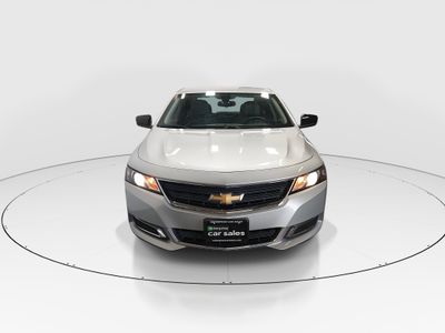2019 Chevrolet Impala - Photo 2