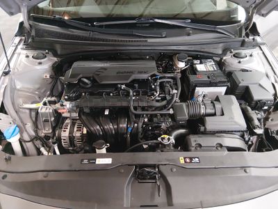 2024 Hyundai Elantra - Photo 9