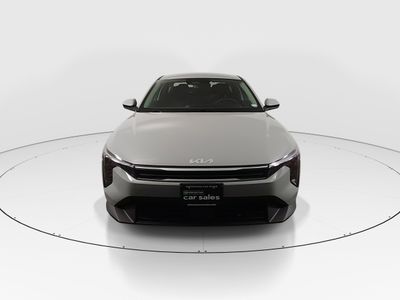 2025 Kia K4 - Photo 2
