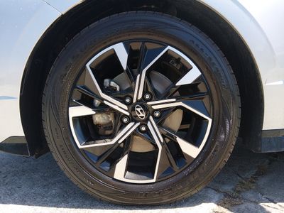 2025 Hyundai Sonata - Photo 10