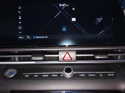 2024 Hyundai Elantra - Photo 17