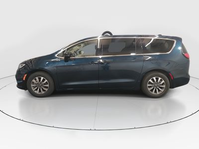 2024 Chrysler Pacifica — interior view