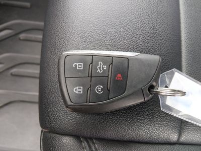 2024 Chevrolet Silverado EV - Photo 15