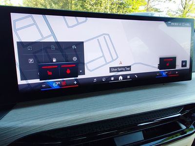 2025 BMW 3 Series - Photo 18