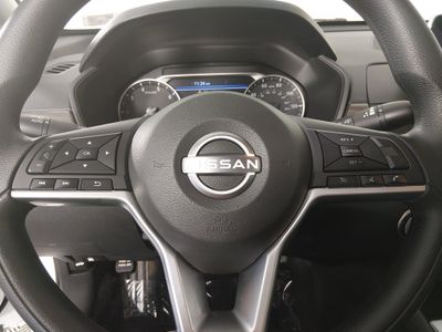 2025 Nissan Altima - Photo 12