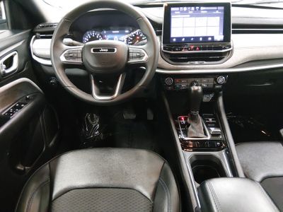 2024 Jeep Compass - Photo 12