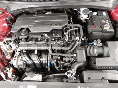 2024 Hyundai Elantra — photo 9 view