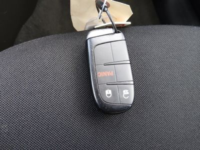 2023 Jeep Renegade - Photo 15