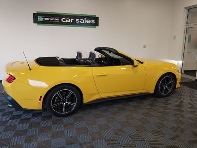 2024 Ford Mustang - Photo 28