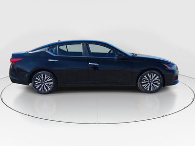 2024 Nissan Altima - Photo 8