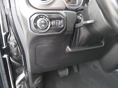 2022 Jeep Gladiator - Photo 13