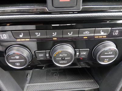 2024 Volkswagen Taos - Photo 17