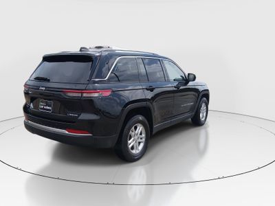 2023 Jeep Grand Cherokee - Photo 7
