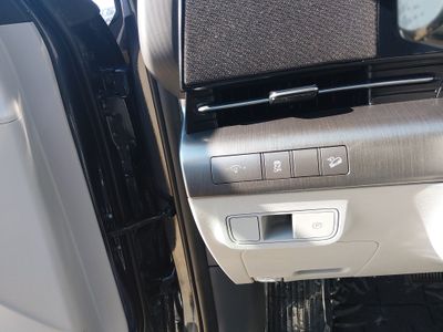 2025 Hyundai Kona — photo 13 view