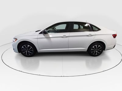 2024 Volkswagen Jetta - Photo 4
