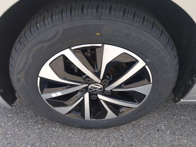 2024 Volkswagen Jetta - Photo 10