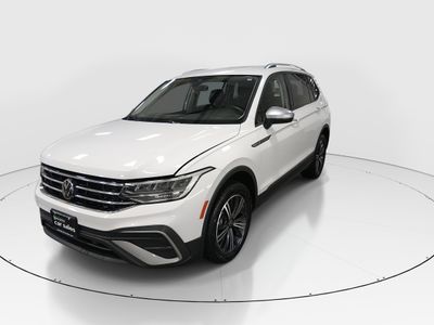 2024 Volkswagen Tiguan - Photo 3