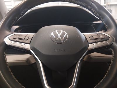 2024 Volkswagen Taos - Photo 12