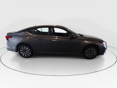 2024 Nissan Altima - Photo 8