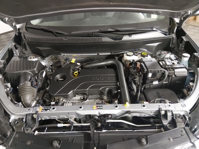 2024 Chevrolet Equinox — photo 9 view