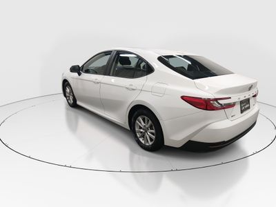 2025 Toyota Camry — detail view