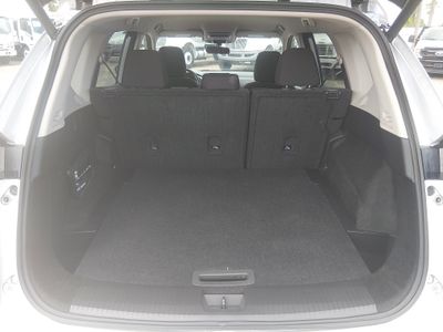 2025 Nissan Rogue - Photo 11