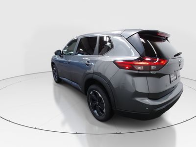 2024 Nissan Rogue - Photo 5