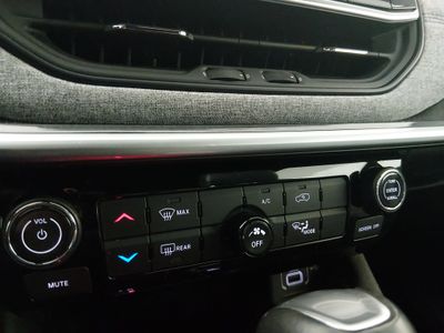 2024 Jeep Compass - Photo 19