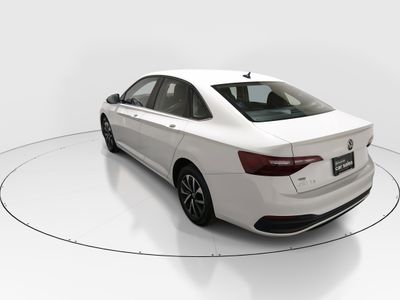 2024 Volkswagen Jetta - Photo 5