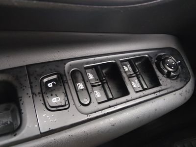 2023 Jeep Renegade - Photo 18