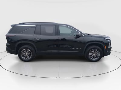 2025 Chevrolet Traverse - Photo 8