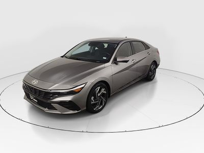 2024 Hyundai Elantra - Photo 3
