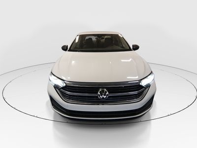 2024 Volkswagen Jetta - Photo 2