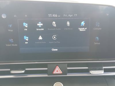 2024 Hyundai Elantra - Photo 22