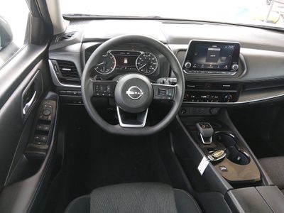 2024 Nissan Rogue - Photo 17