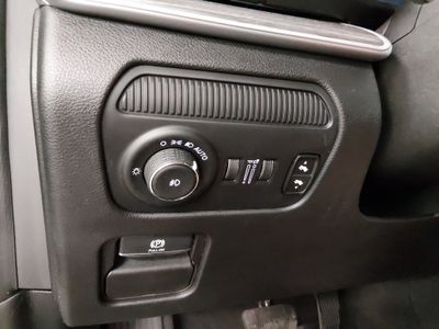 2024 Jeep Wagoneer - Photo 13
