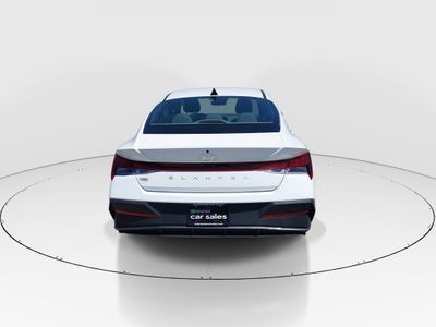 2024 Hyundai Elantra - Photo 6