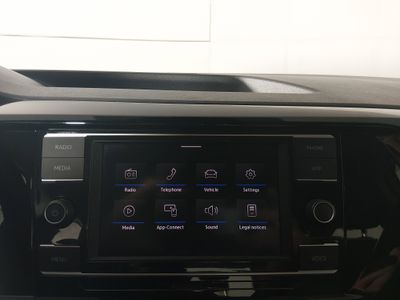 2024 Volkswagen Taos - Photo 17