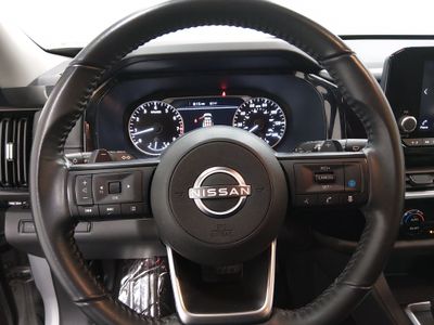2024 Nissan Pathfinder — photo 12 view