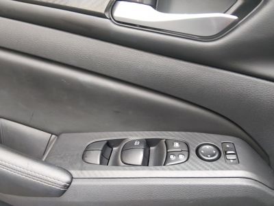 2025 Nissan Altima - Photo 17