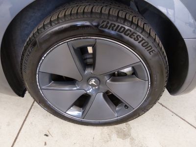 2023 Tesla Model 3 — photo 13 view
