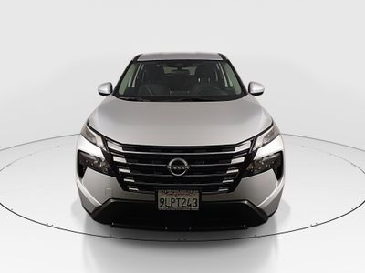 2024 Nissan Rogue - Photo 2