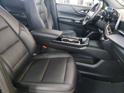 2025 Chevrolet Equinox - Photo 19
