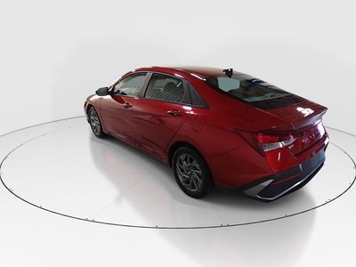 2024 Hyundai Elantra - Photo 5